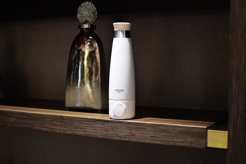 外出冲奶神器 带娃好助手 娃物WAWU无线便携式恒温水杯