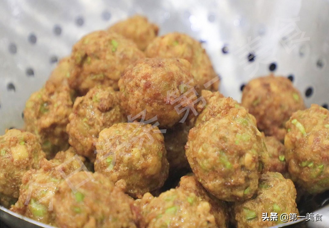 豬肉丸子的做法,豬肉丸子的做法及配方
