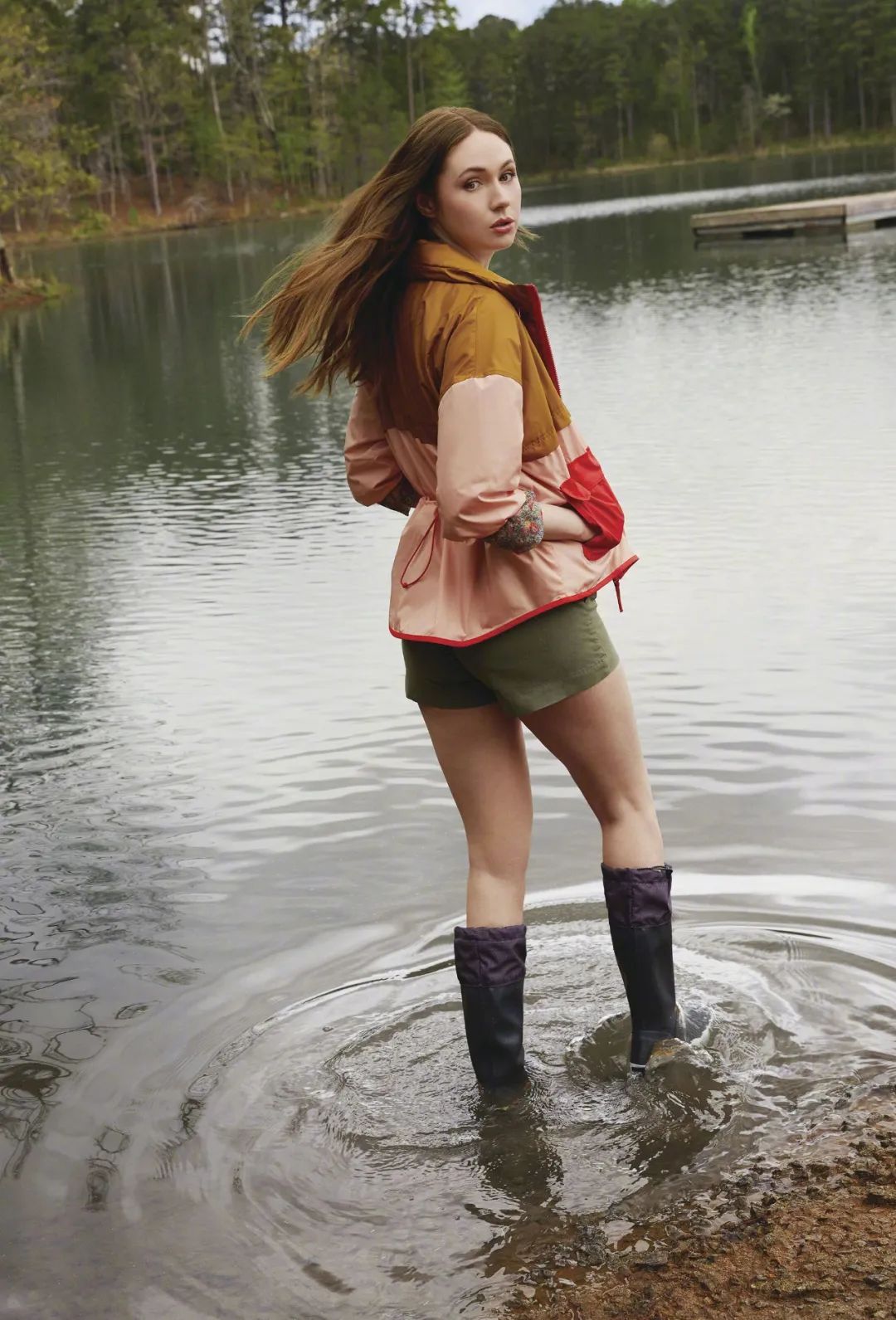 近期明星写真大片~星云卸了妆真认不出来了。女神还是安妮·海瑟薇