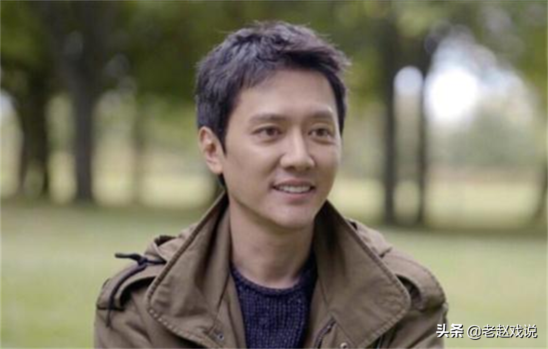 黄晓明杨颖7年终以离婚收场，他们当初爱得多深，现在脸就有多疼