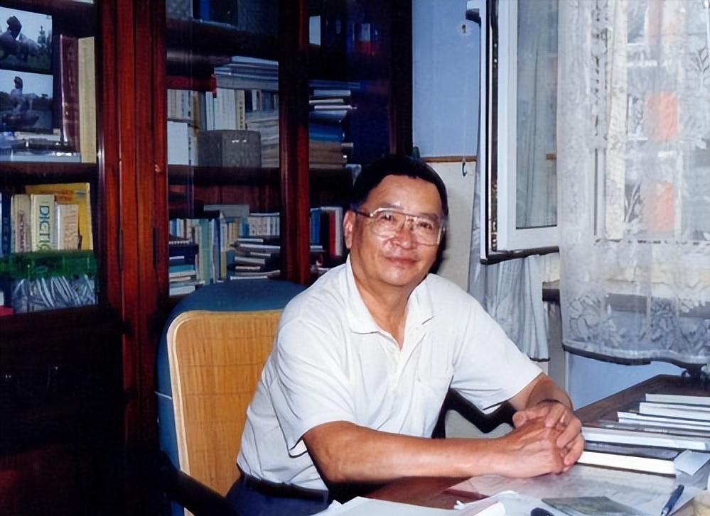 1950年，儿子差两分无缘清华,母亲坚持复查考卷,卷上11字看呆母亲