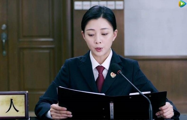 2007年，济南一高官退休前闹市炸死情妇