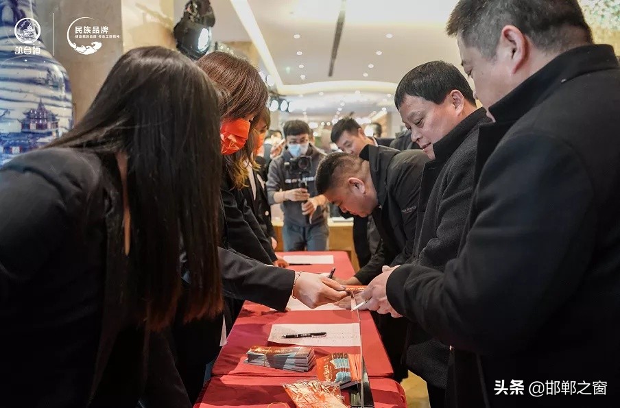 叢臺虎年生肖酒“虎嘯”而來，卓越價值引爆收藏熱情