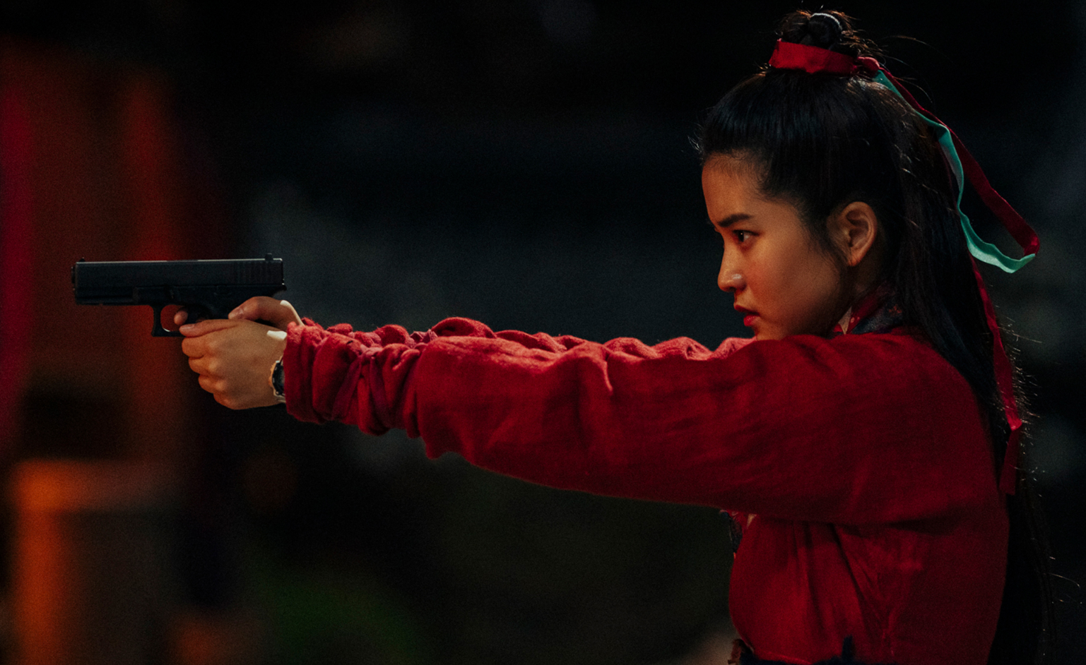 5天票房破96亿韩元，击败《雷神4》夺冠，韩国又出了一部生猛新片