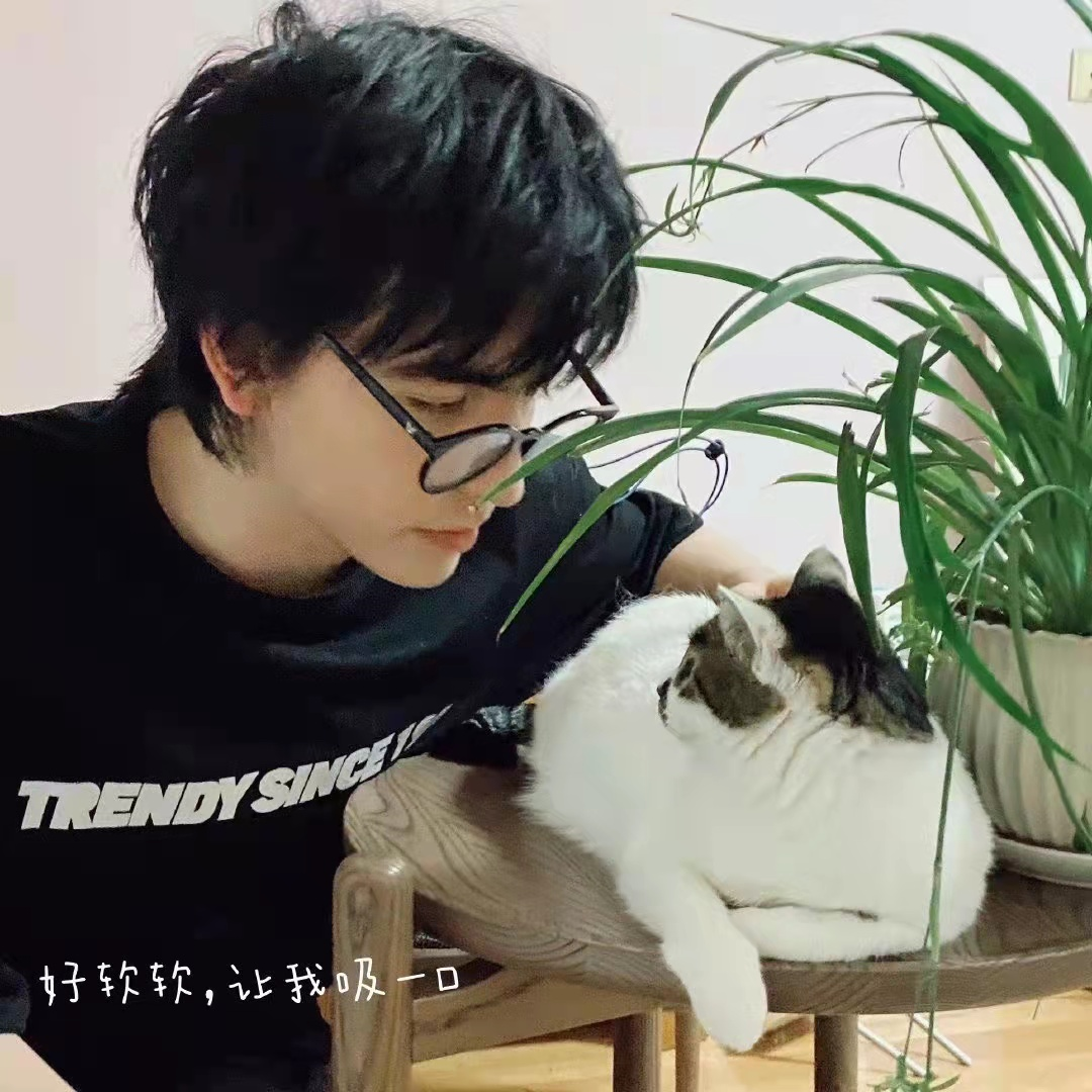 清华学霸因颜值走红，长相帅气专业优质，但网友为其发际线担忧