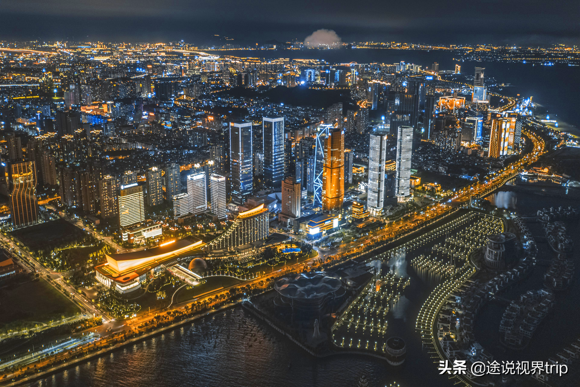 上海最贵的房子(国内房价最高的10个城市排名，要努力多少年才能买到，你顶得住吗)