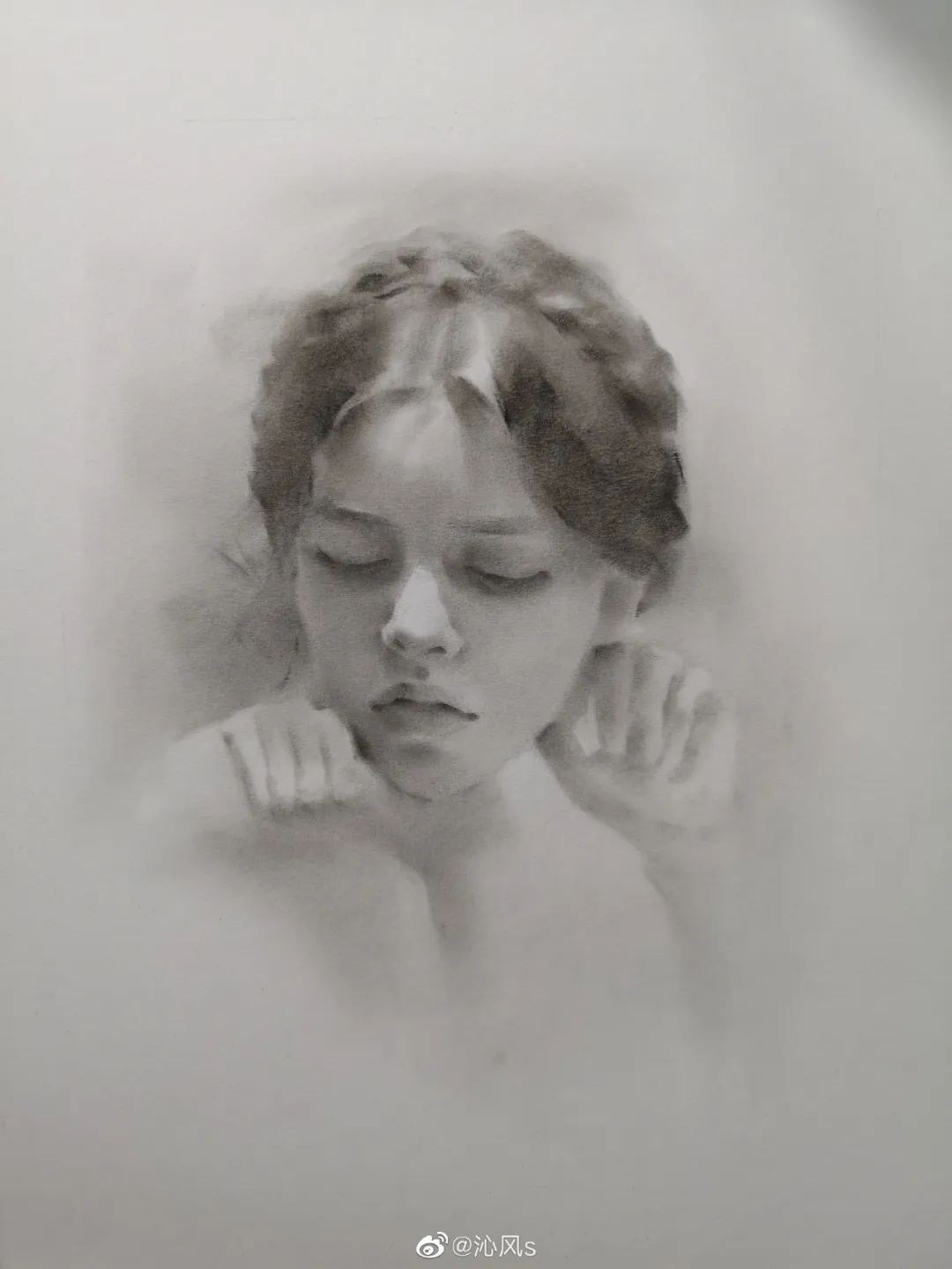 画皮画骨难画魂，她用木炭把明星画活了，王一博鞠婧祎眼神看醉了