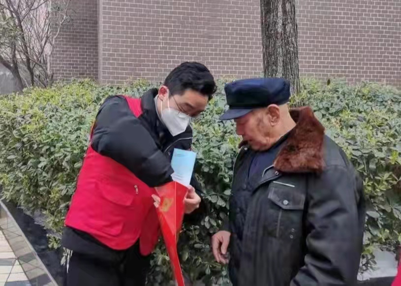 秦州區：法治科普大使送法進小區
