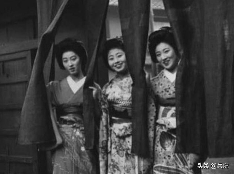 日本女特务“阿菊”，精通三国语言，用美色征服白露匪首
