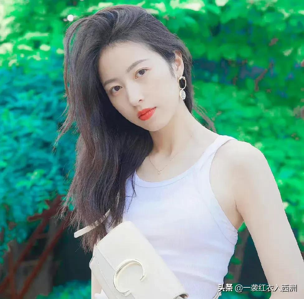 颜值篇——周雨彤