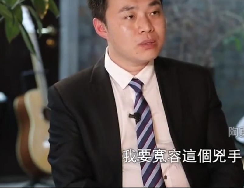 “我保住了他的眼睛，他却要杀我！”北京患者追砍医生事件回顾