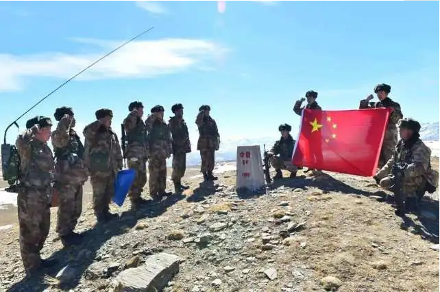 祁发宝团长身边的翻译，已提干进入军校：当时职责所在，绝不后退