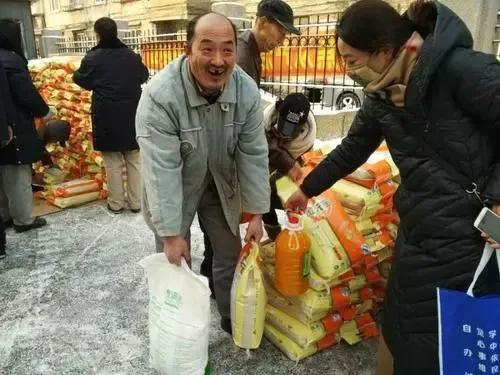 没儿没女的五保户，真的比儿女双全的老人幸福吗？答案是肯定的