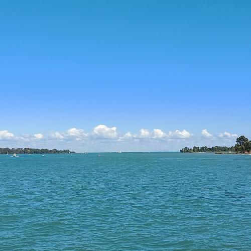 一寸光阴一寸金！高考作文参考范文《时间是试金石》