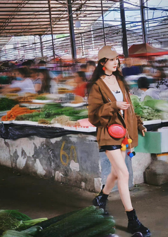 互联网美女真的太多了！杨幂身材大杀四方，赵今麦长大了这么美？