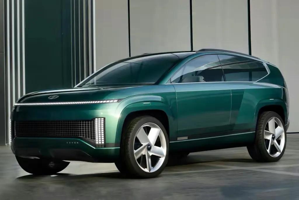 全世界都是他的韩国，造了一辆对开门的“路虎”，韩：已准备申遗