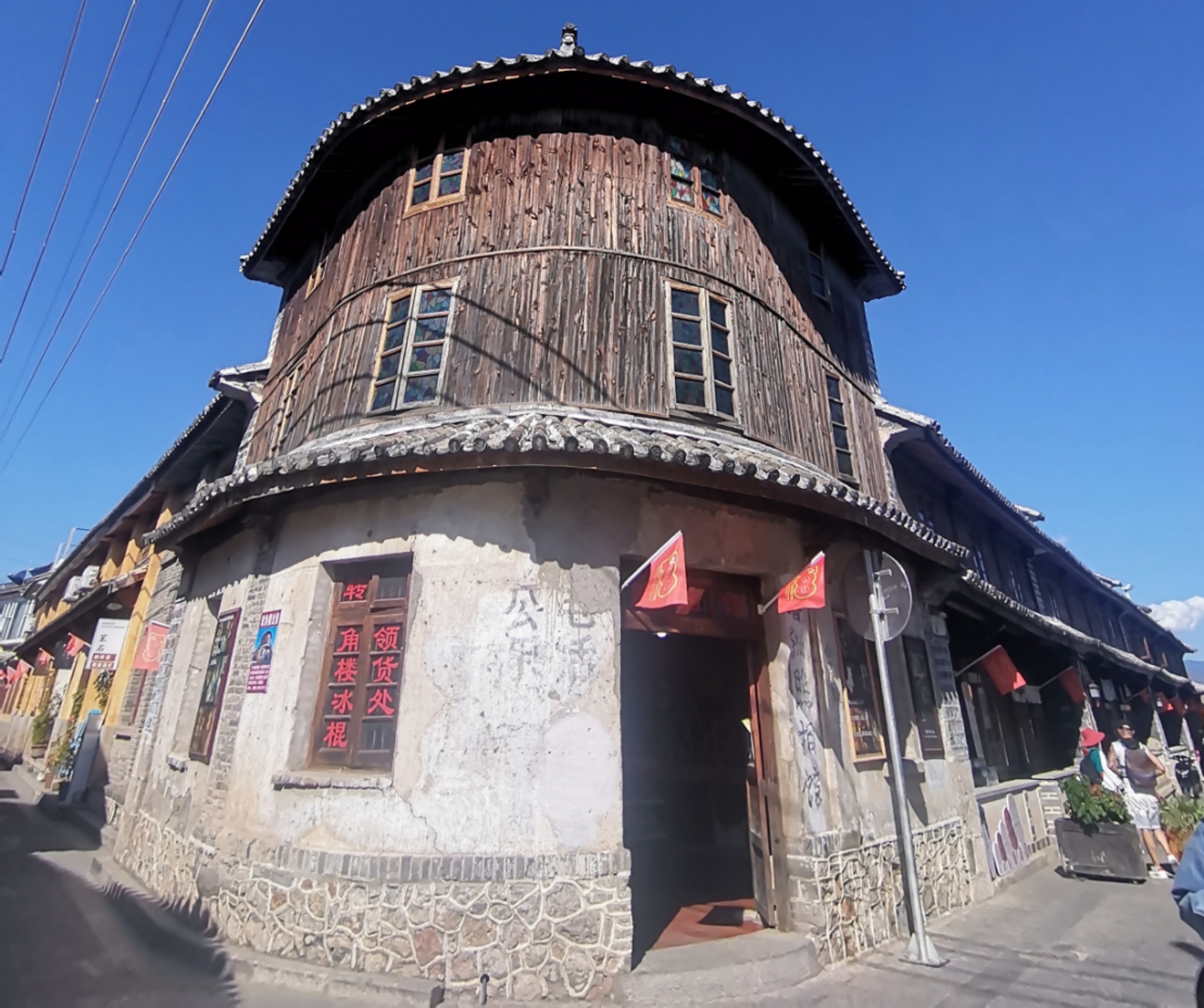 喜洲古镇转角楼