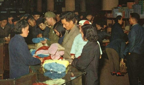 导购“重生”