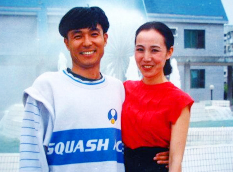 “老戏骨”谢园：至死无儿女送终，小娇妻邱悦后悔丁克了吗？