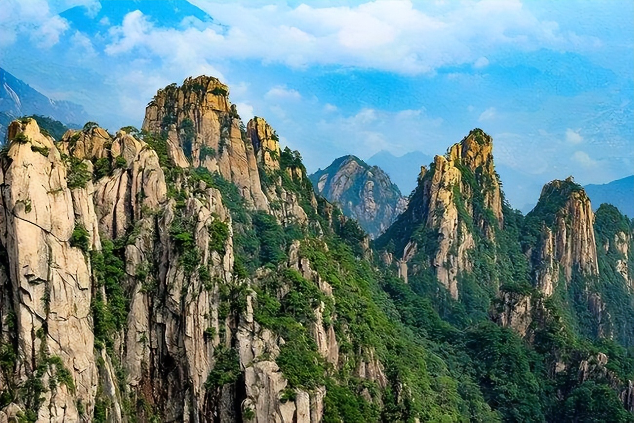 【中国最著名的十大名山，你去爬过几座？】图2
