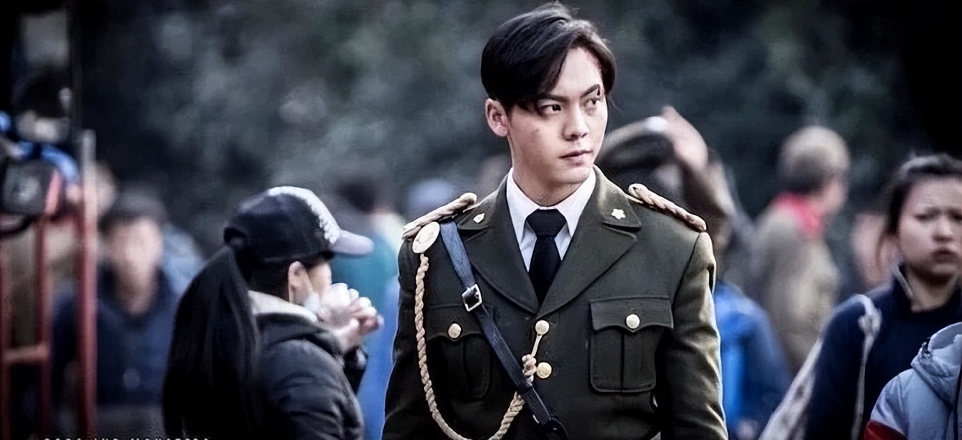 演“军阀大少”我只服这8位男星，个个剑眉星目，杀伐果断