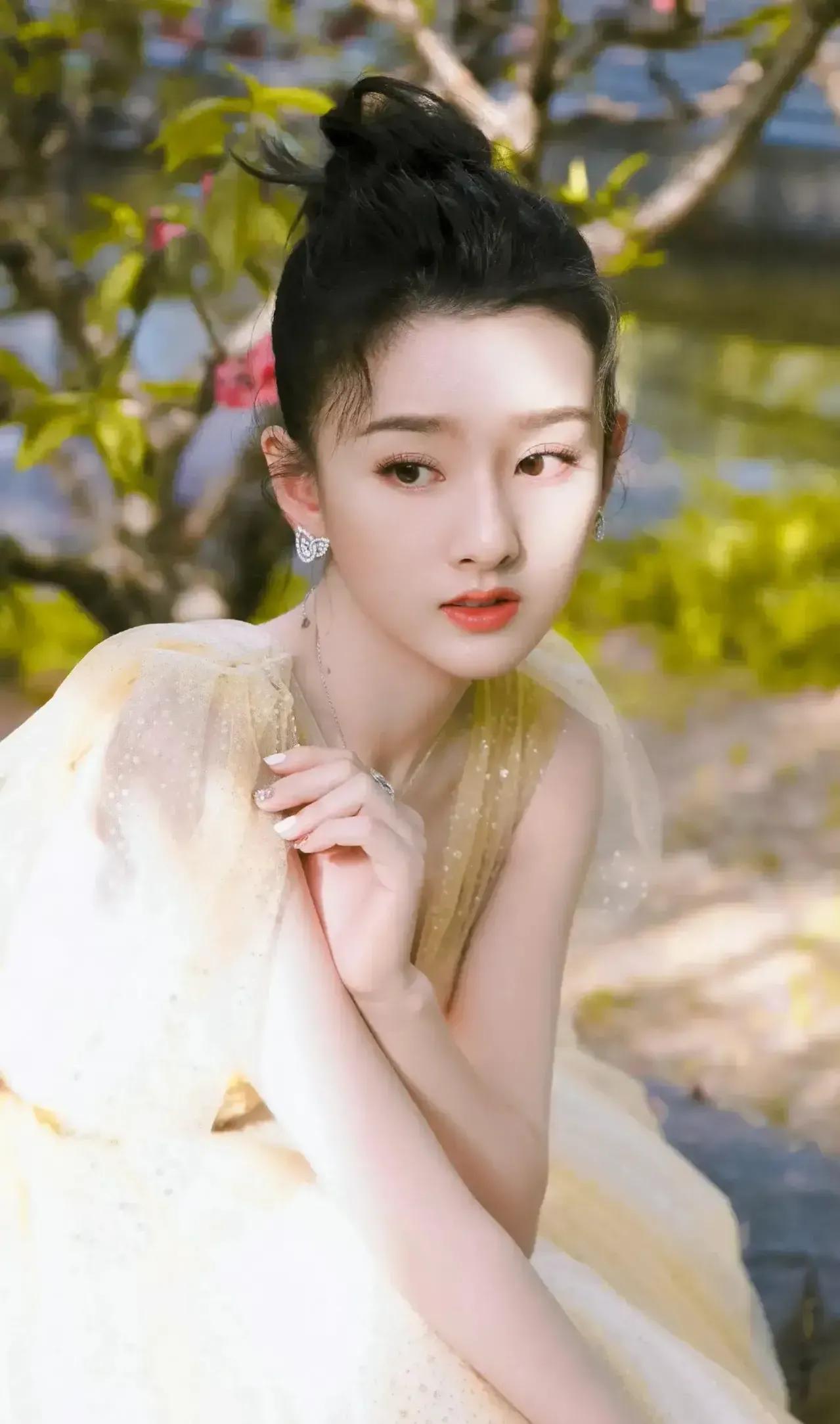 美女鉴赏之杨颖、徐璐、古力娜扎、吴宣仪、赵樱子、裴秀智、倪妮