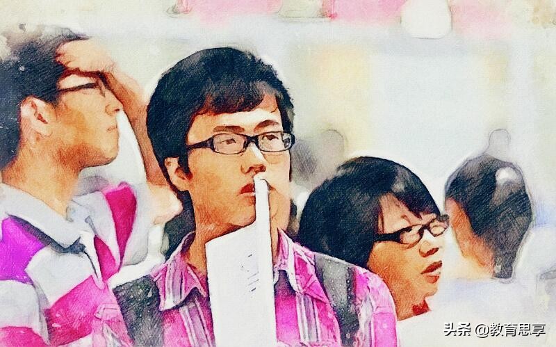 大学才4年，网课占3年，第一批00后大学生无缘“超长暑假”