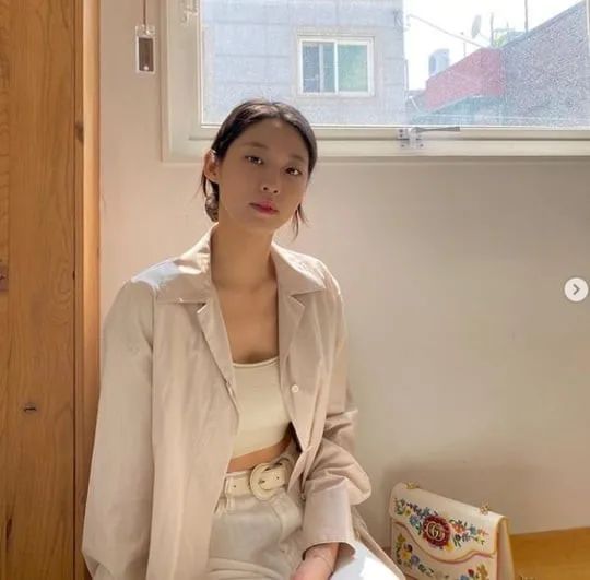 林允儿 泫雅 IU 郑容和 NANA 雪炫 LISA 玄彬 金泰妍 秀智 李光洙 V 车银优等