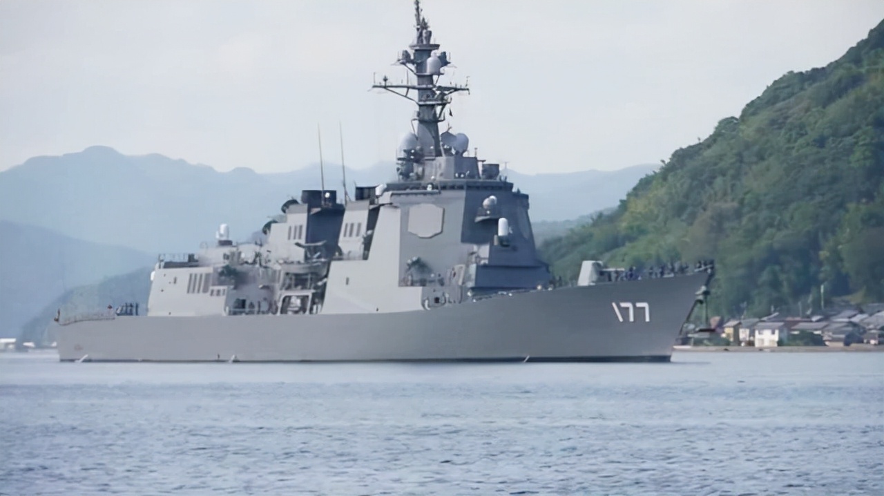 2022中日水面舰艇对比，现代海战中谁输谁赢？