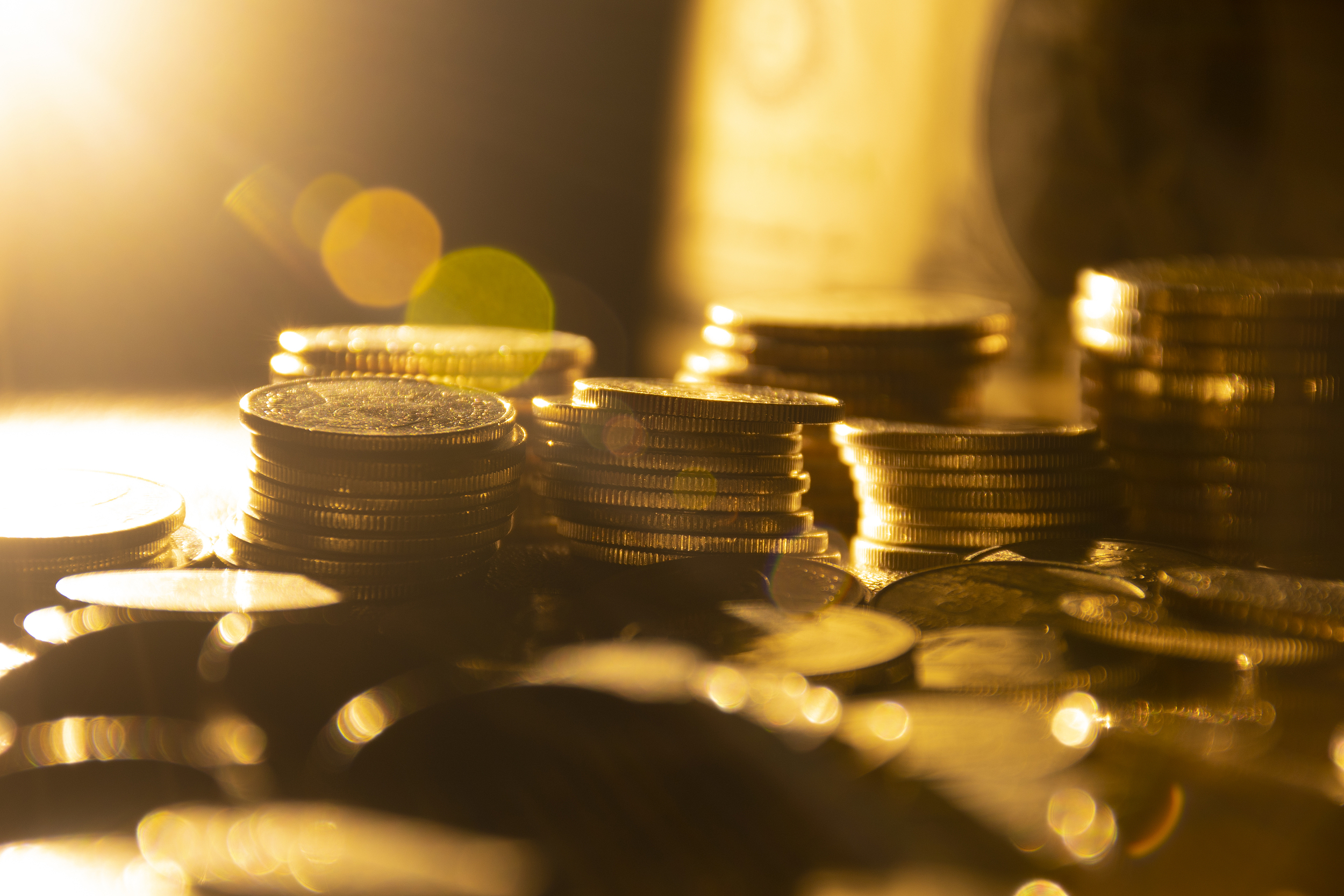 公募基金2021：“顶流”掉队，“后浪”翻涌