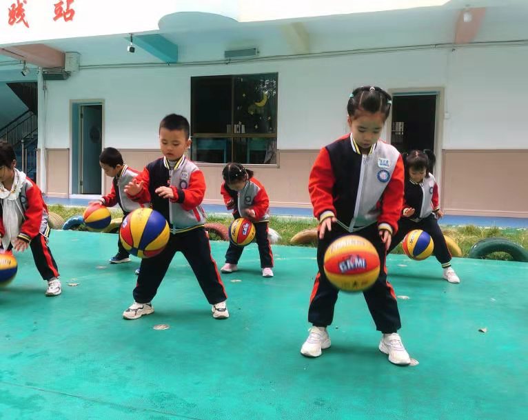 宜黄县幼儿园：让孩子在特色教育下茁壮成长