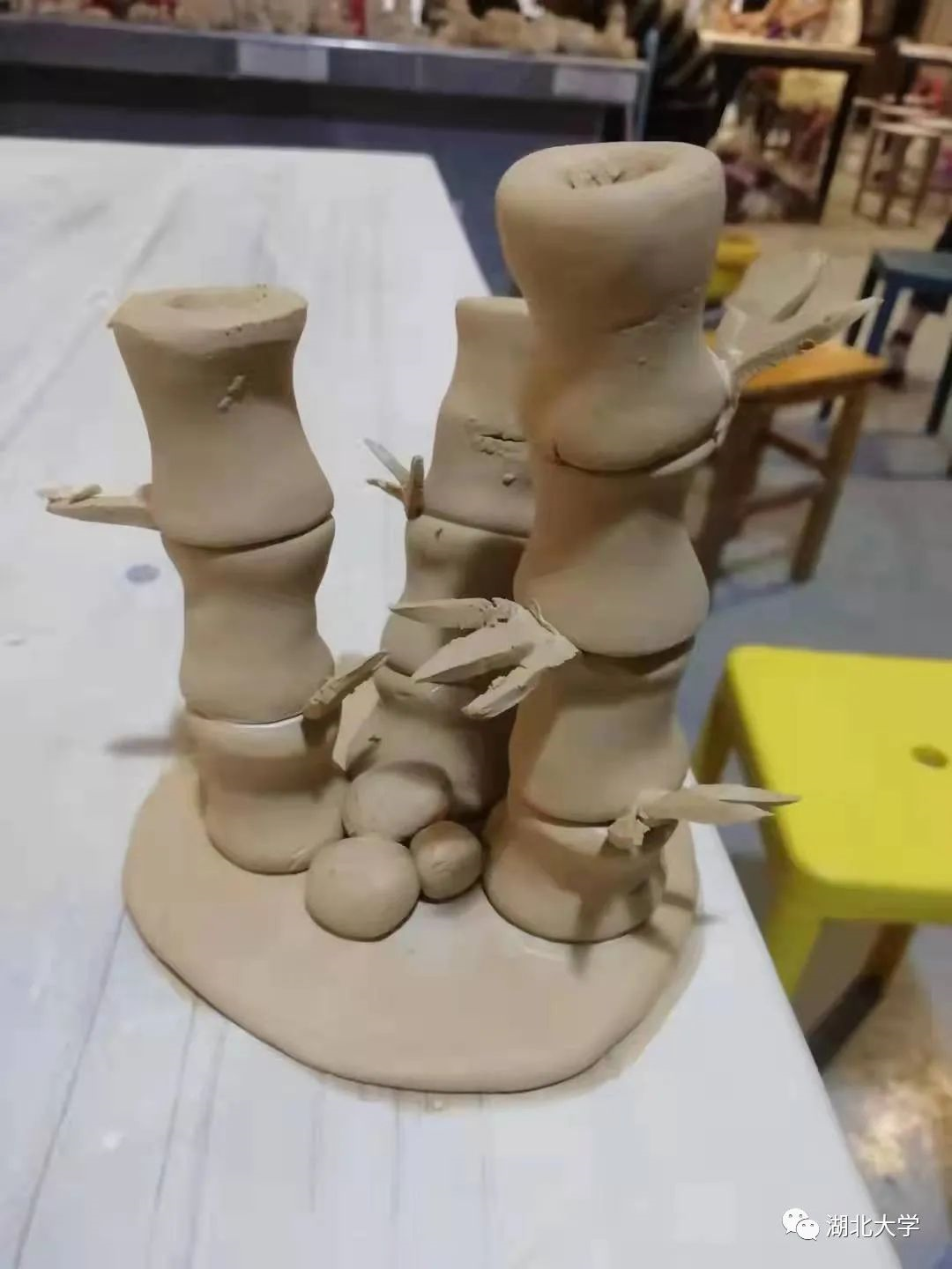 大学课程：品酒、爬树、陶艺、太极剑、飞镖、陕北秧歌...羡慕了