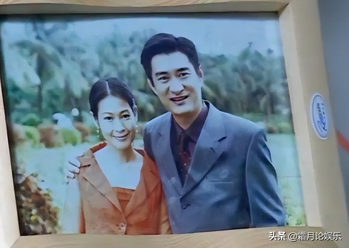 《粉红女郎》播出19年:万人迷发福,哈妹皈依佛门,男人婆找到老公