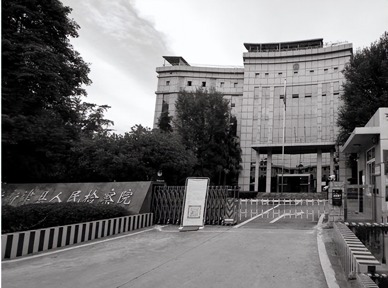 2015年四川小伙参军尿检呈阳性，后了一句话，牵出一桩食品大案