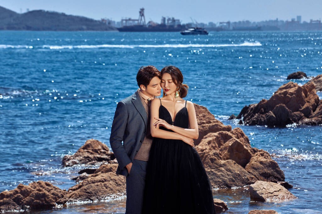 想要勾起男人的“欲望”，只需要这4句话