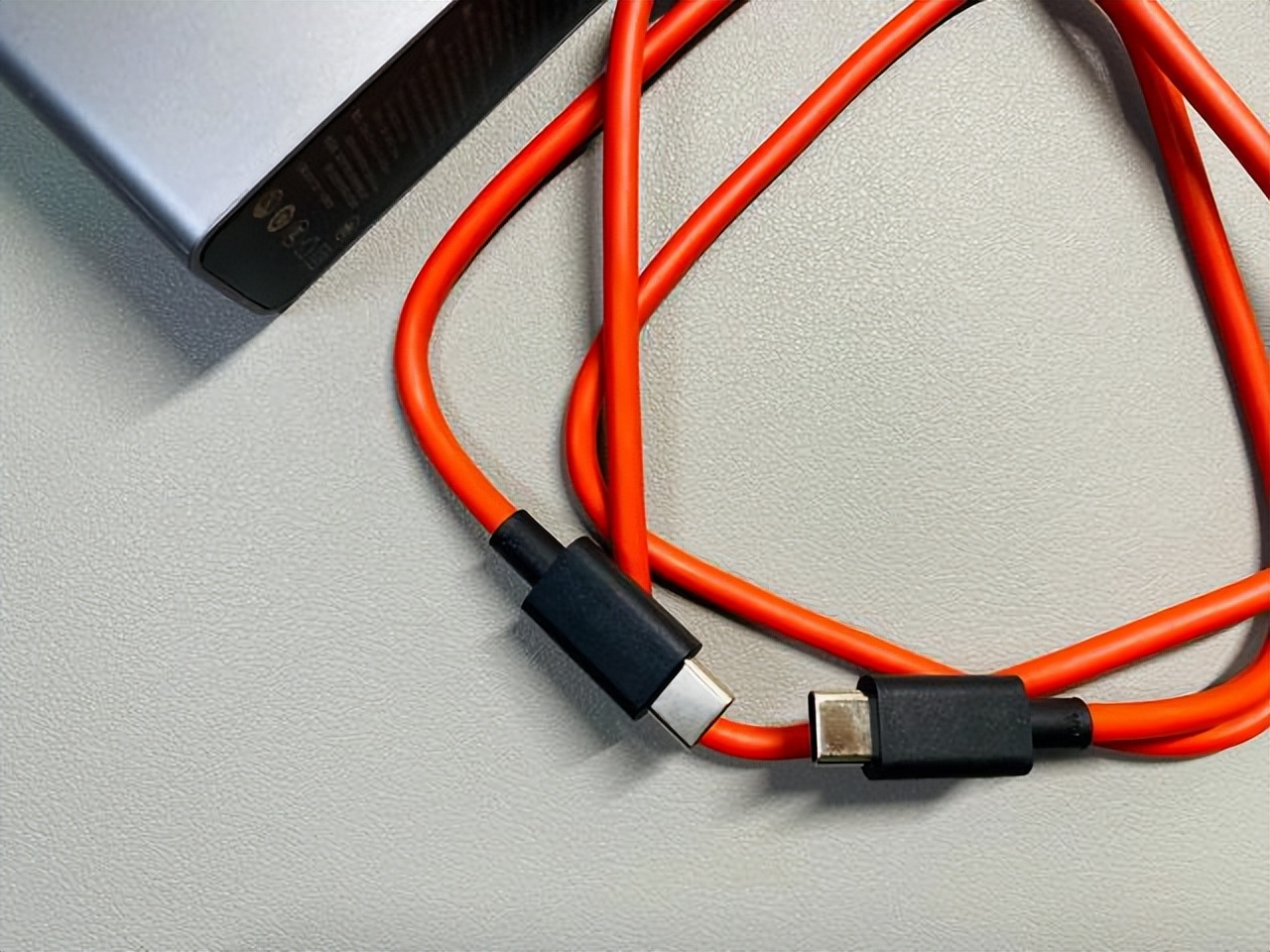 带来极致体验，努比亚120W氘锋氮化镓充电器，充电就该这么快