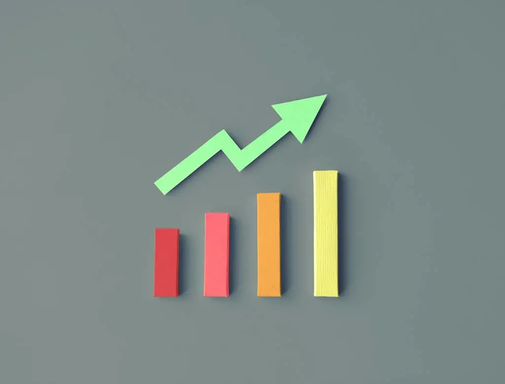 哈尔滨宾县承包麻辣烫半壁江山：杨国福向左、张亮向右