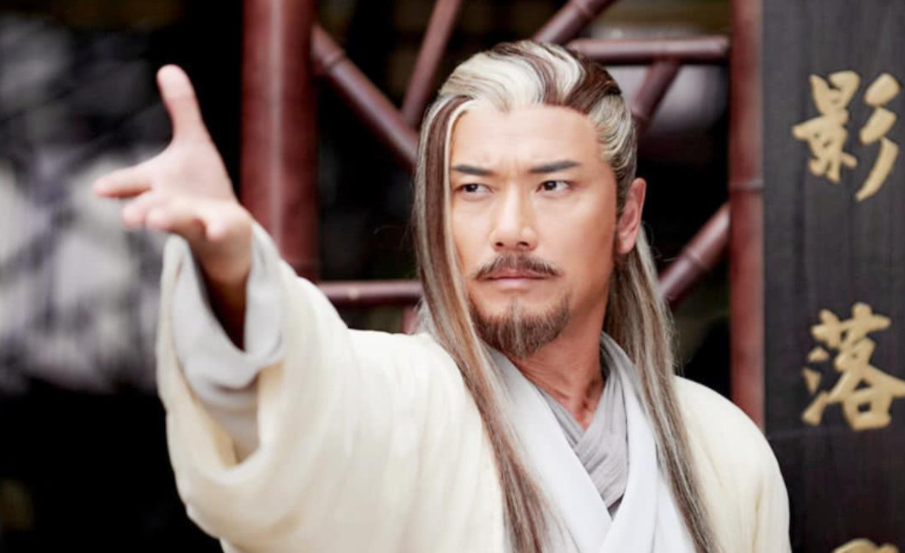 神雕后传：黄药师徒弟为杨过生三子，大儿一统江湖，二儿掌管丐帮