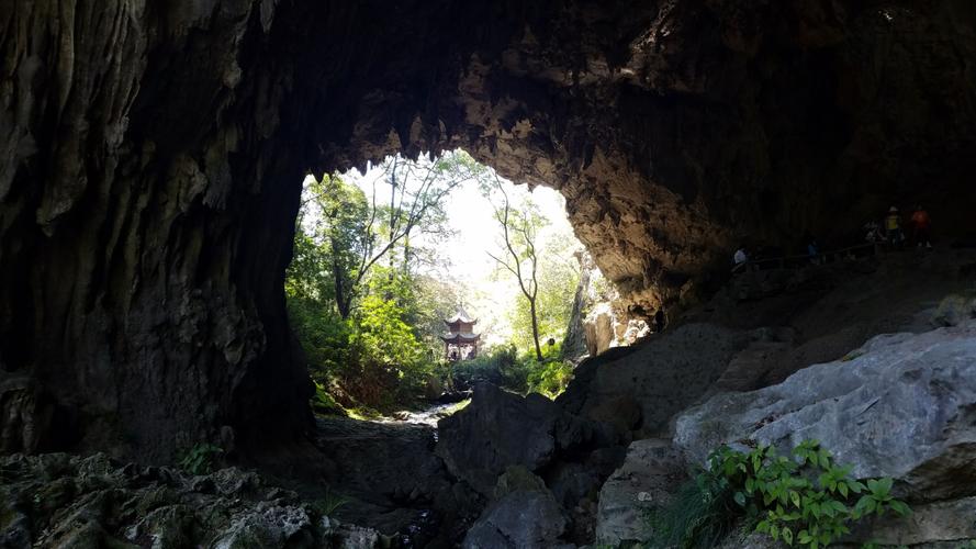 2017年,湖南22岁妙龄少女婚礼上失踪,找到时新郎被吓昏,这是为何?