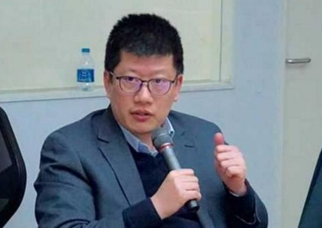 北大教授“工资单”流出，看到实发金额，并没有大家想象中那么高