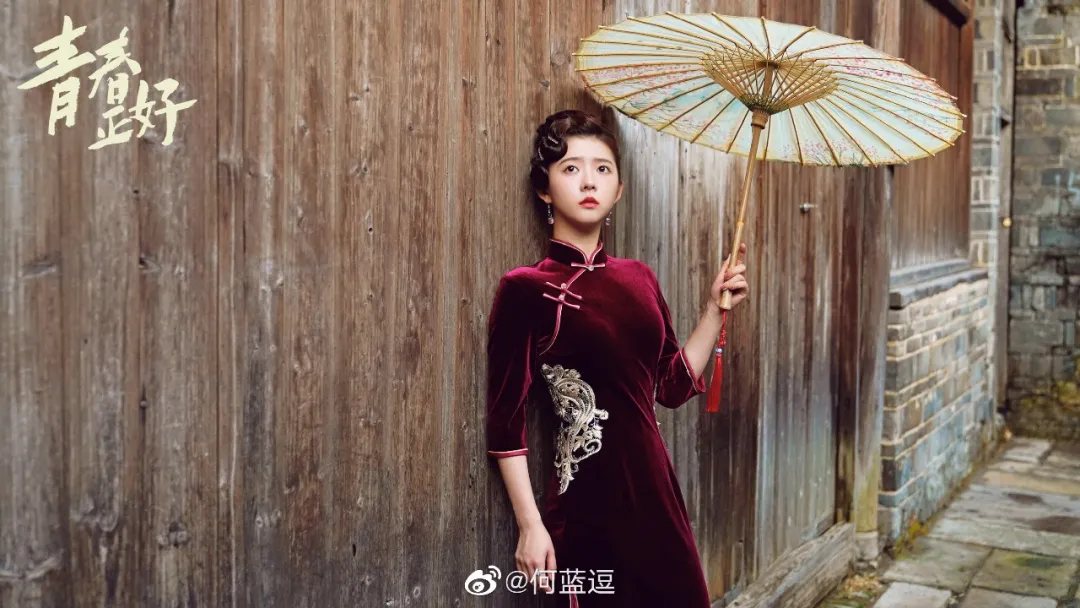 李小满「火」了，何蓝逗不愧95小花潜力股