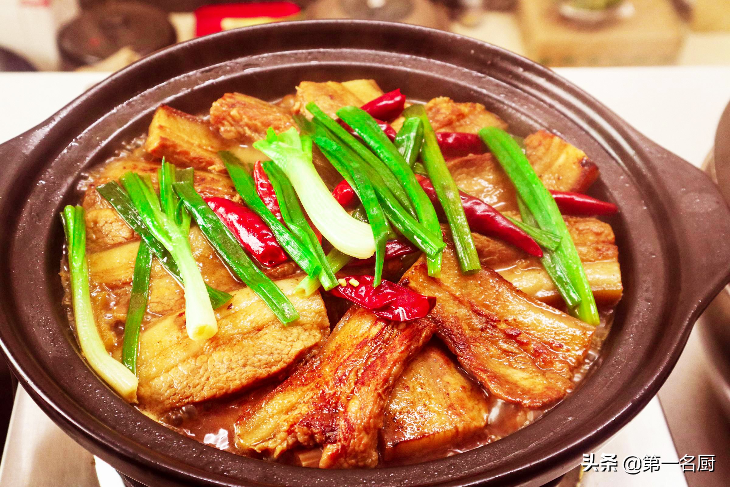 最适合冬天吃的8道家常肉菜,热腾腾的端上桌,营养又解馋 | 菜谱问答