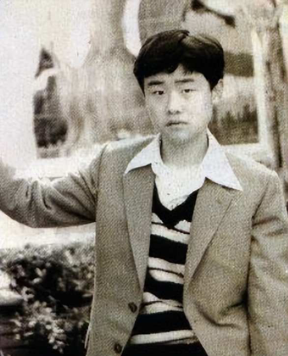 “跌下神坛”的周立波，和他突然“不红”的原因