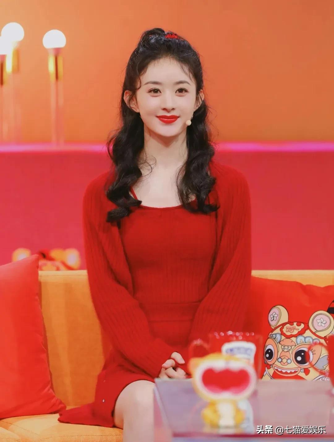 女星的辨识特质：赵丽颖的小脚，刘诗诗的天鹅颈，李沐宸的招风耳