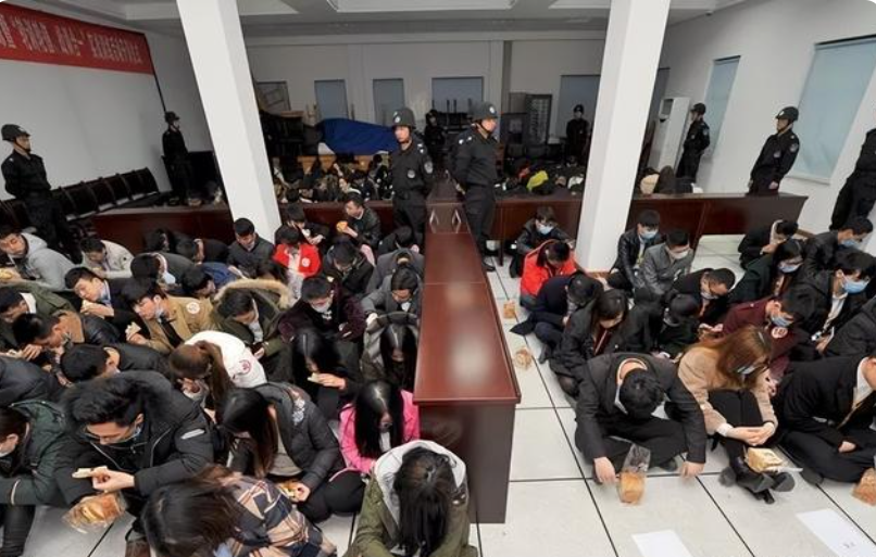 2015年，宁波警方捣毁网络拉皮条团伙，大部分女子竟是女大学生