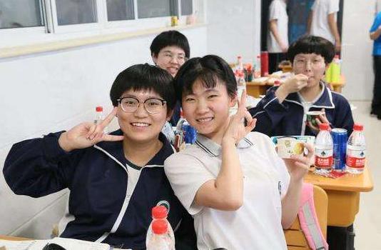 山东高中排名发布，山大附中排名第一，历城二中荣获“榜眼”