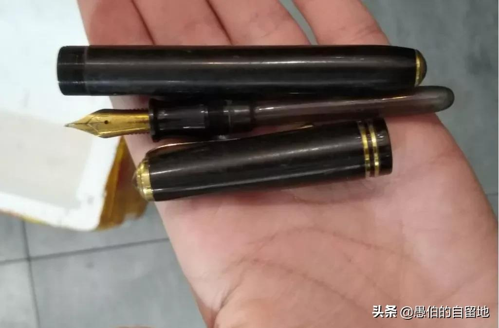 我收到的一份礼物（我收到了( )礼物）