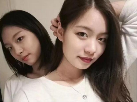 19年，南京44岁单亲妈妈，骑机车去欧洲看望女儿，93天穿越25国