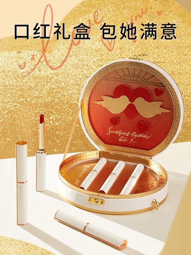 圣诞节给女朋友送什么好呢？有这个疑虑的男孩男孩子们快进来看看