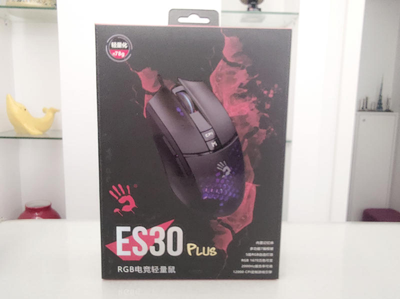 游戏打字最佳“辅助”，血手幽灵RGB轻量化鼠标体验